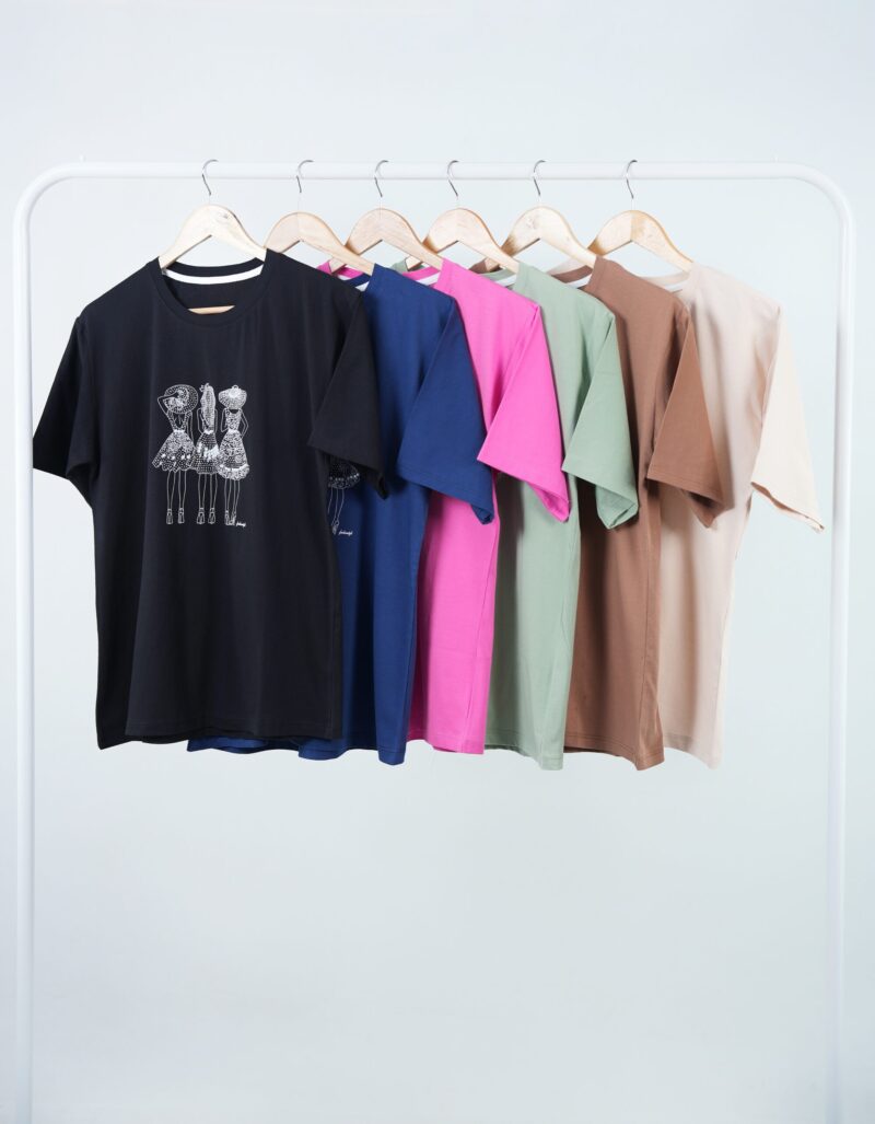 6715 - تیشرت سه دختر بسته 12 عددی ( عمده )